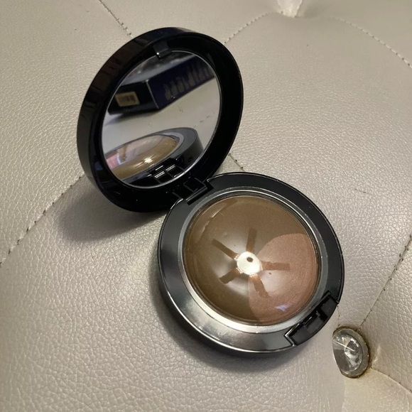 Estée Lauder Perfectionist Highlight Powder Duo 05 - Picture 8 of 9